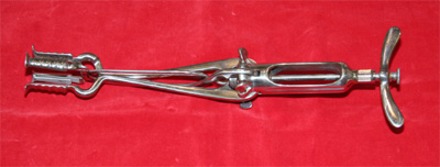 Bossi dilator