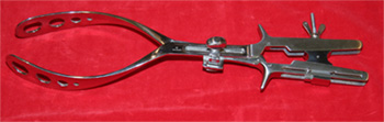 Mololgauker's forceps